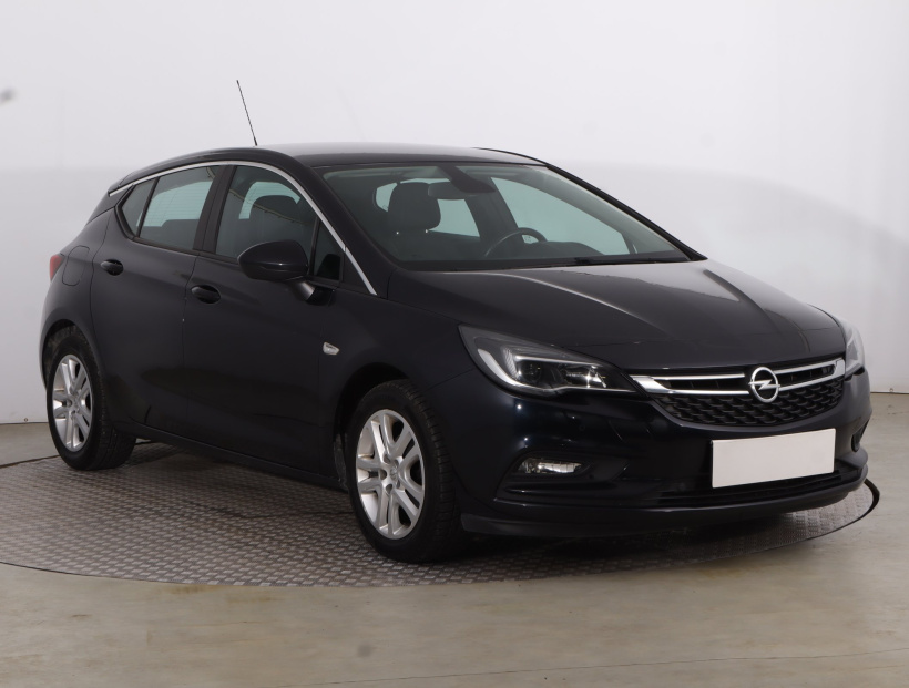 Opel Astra, 2019