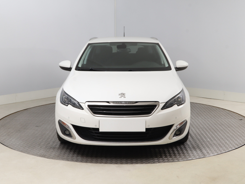 Peugeot 308, 2015