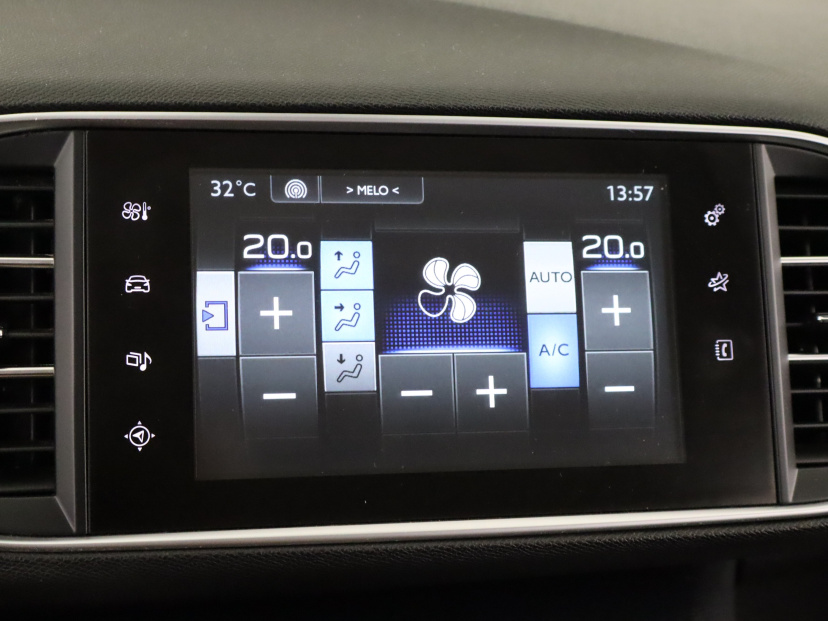 Peugeot 308, 2015