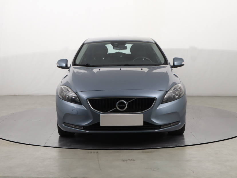 Volvo V40, 2016