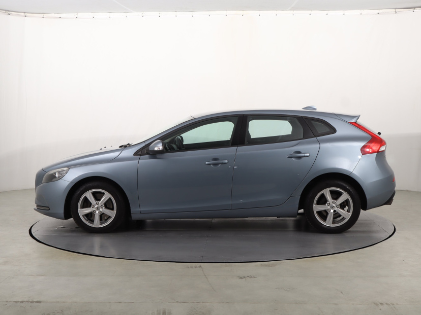Volvo V40, 2016