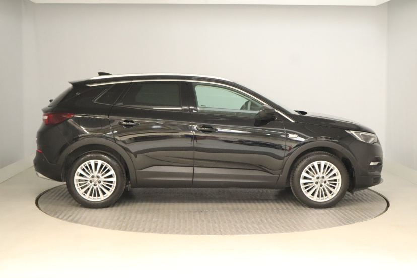 Opel Grandland, 2018