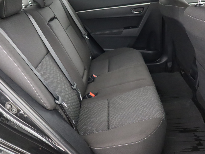 Toyota Corolla, 2015