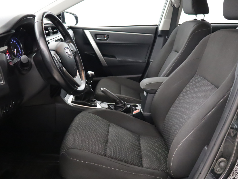 Toyota Corolla, 2015
