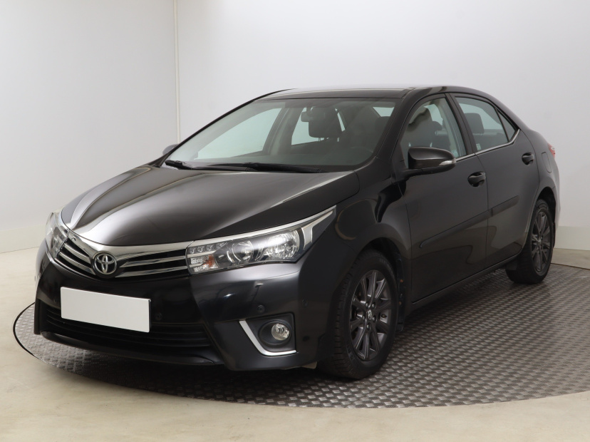 Toyota Corolla, 2015
