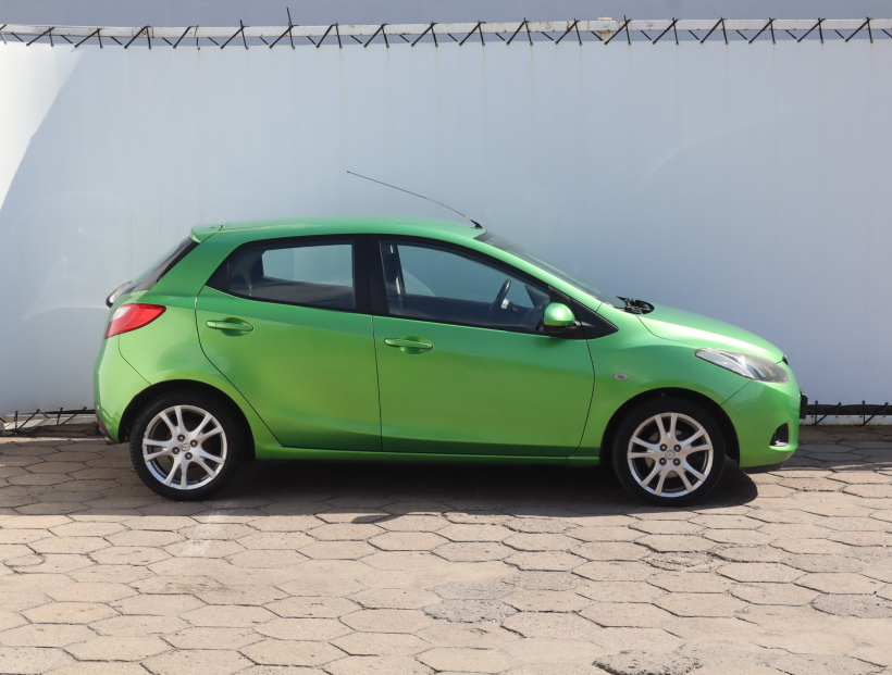 Mazda 2, 2008