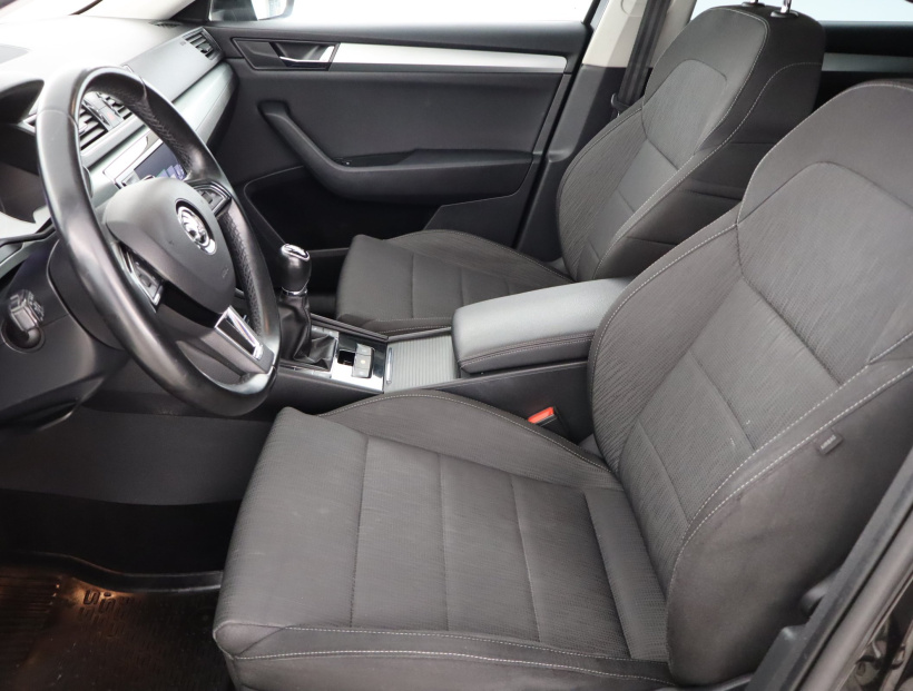 Škoda Superb, 2016