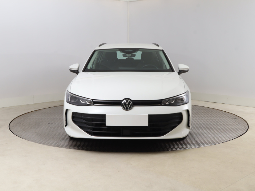 Volkswagen Passat, 2024
