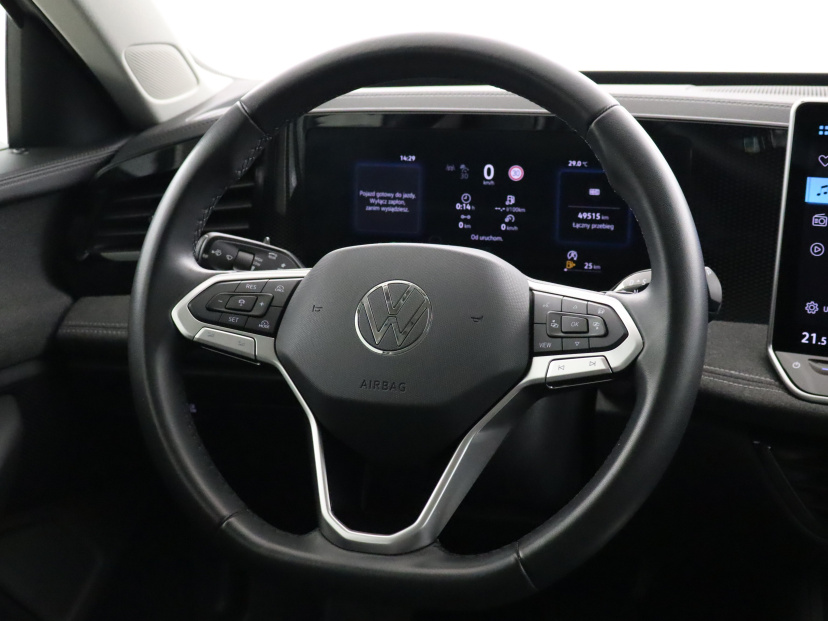 Volkswagen Passat, 2024