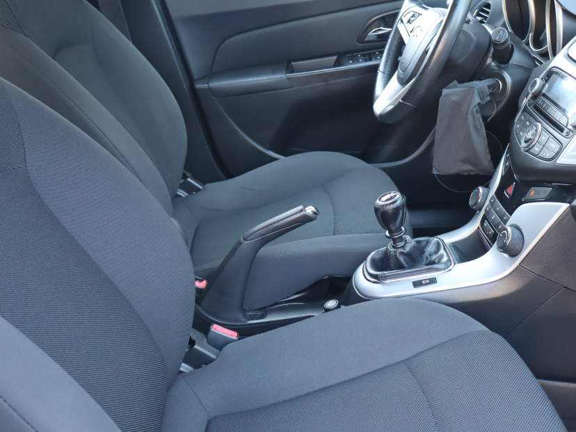Chevrolet Cruze, 2013