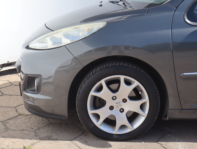Peugeot 207, 2012