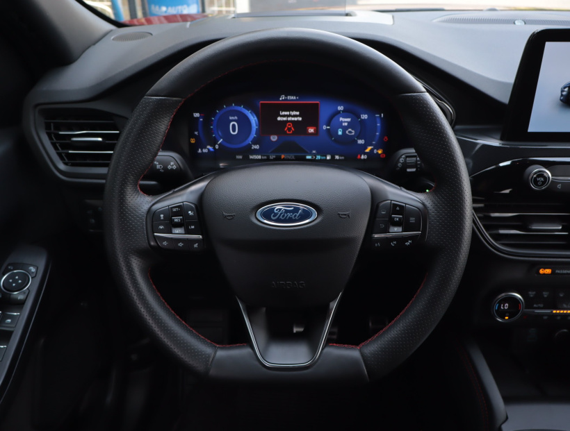 Ford Kuga, 2020
