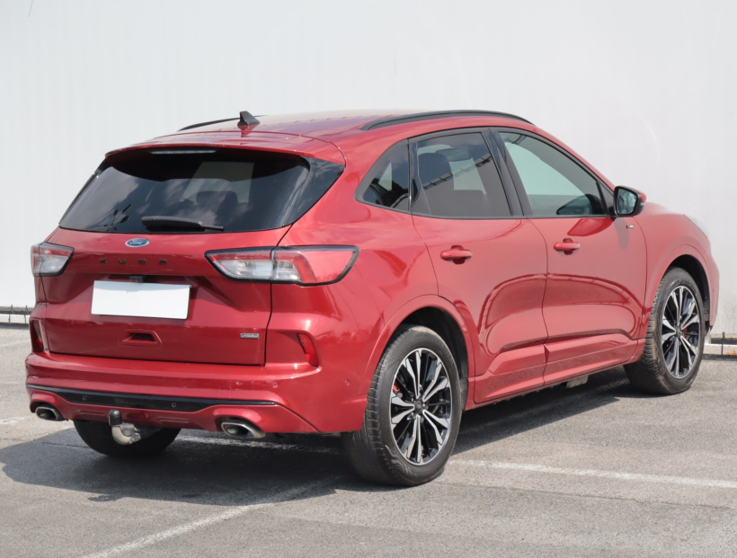 Ford Kuga, 2020