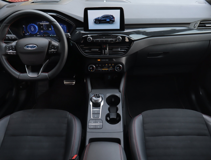 Ford Kuga, 2020