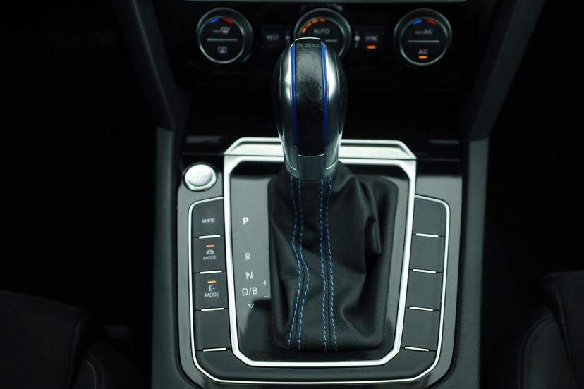 Volkswagen Passat, 2018