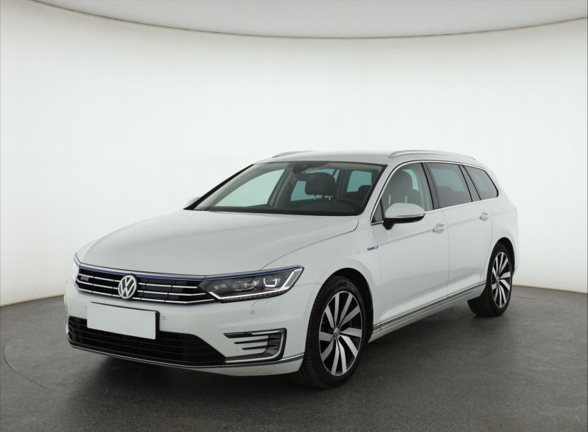 Volkswagen Passat, 2018