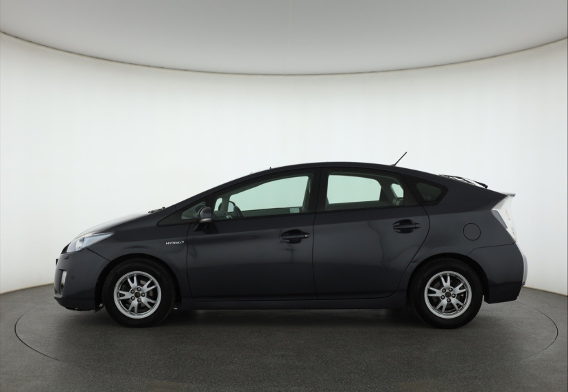 Toyota Prius, 2011