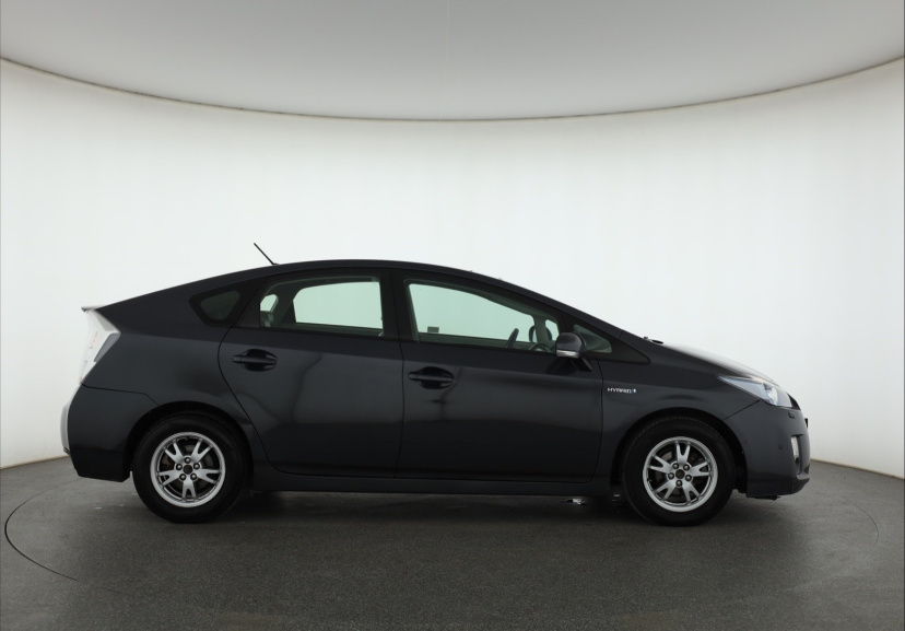 Toyota Prius, 2011
