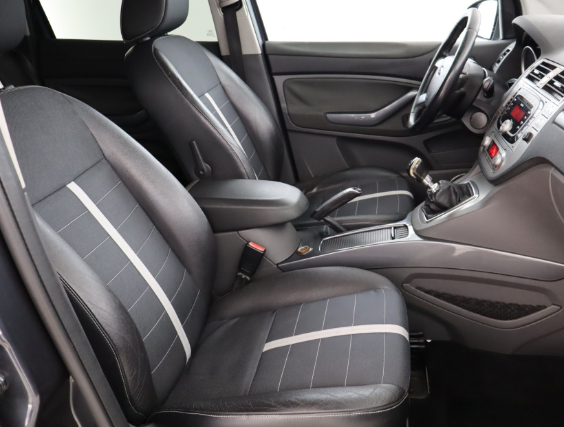 Ford Kuga, 2008