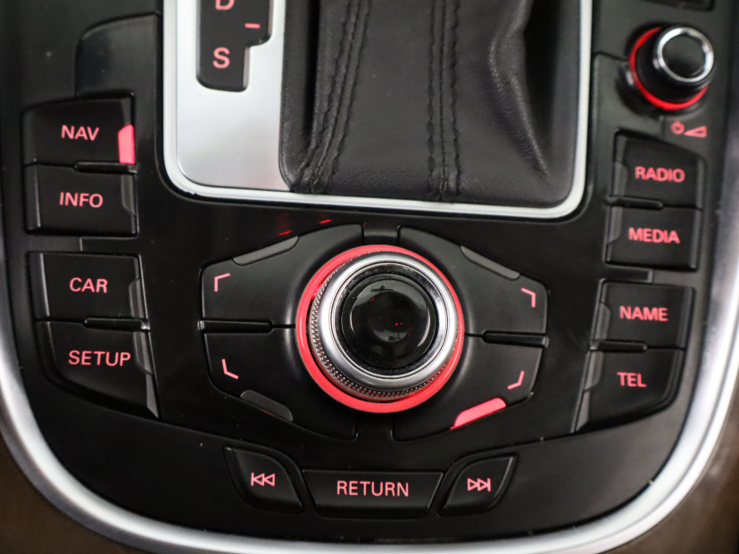 Audi Q5, 2009