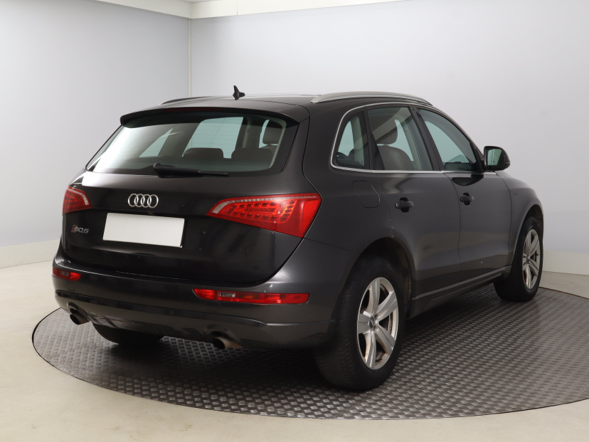 Audi Q5, 2009