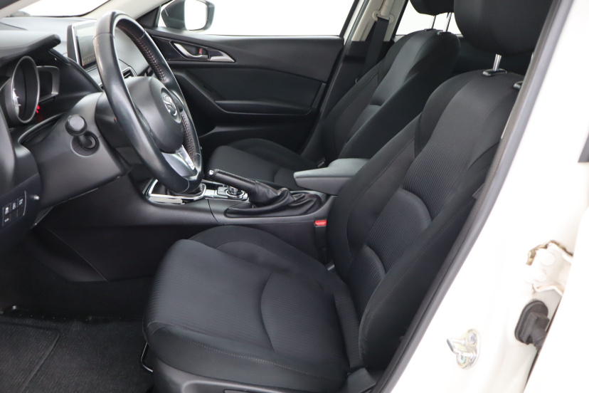 Mazda 3, 2017