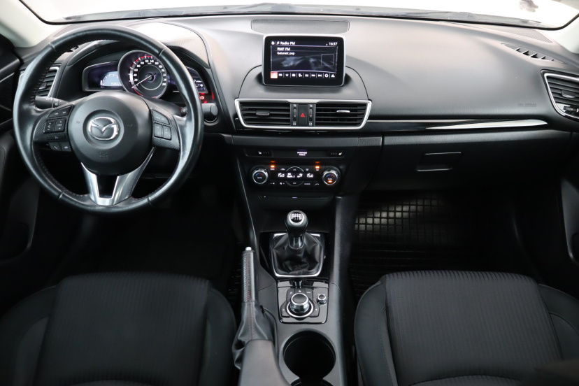 Mazda 3, 2017