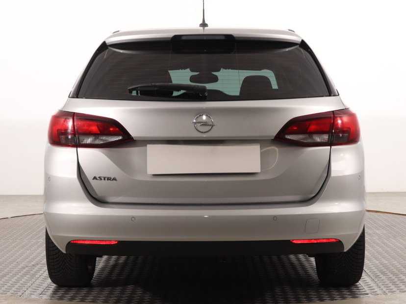 Opel Astra, 2019