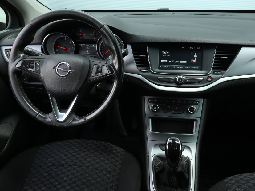 Opel Astra, 2019