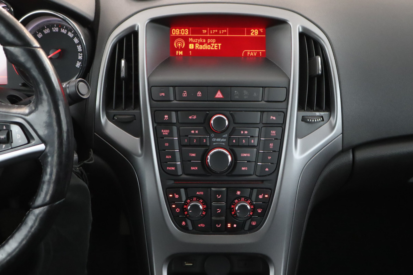 Opel Astra, 2017