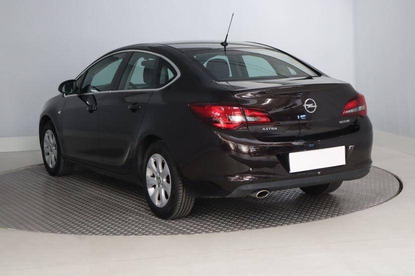 Opel Astra, 2017