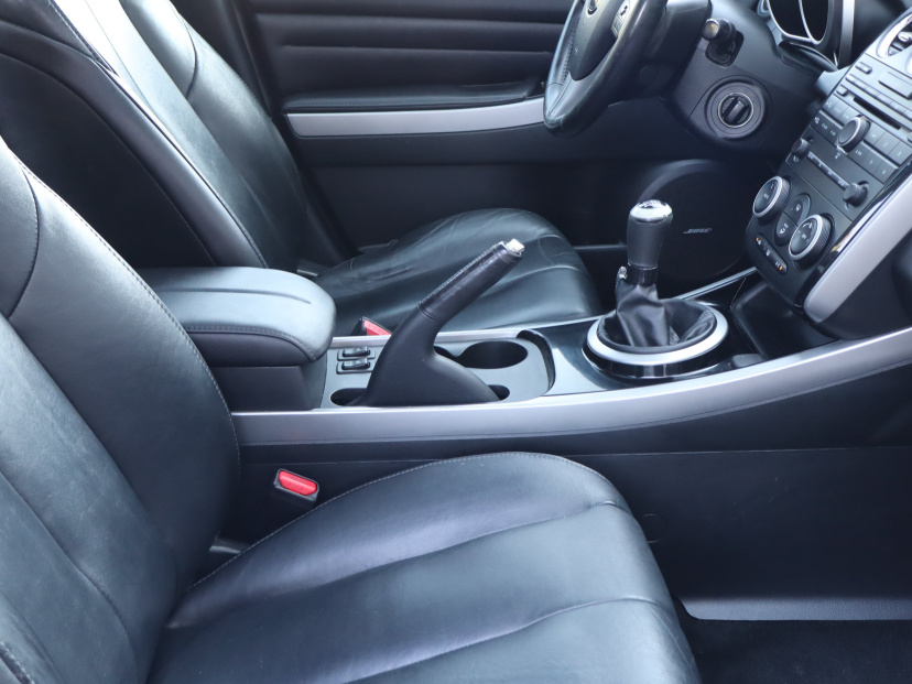 Mazda CX-7, 2010