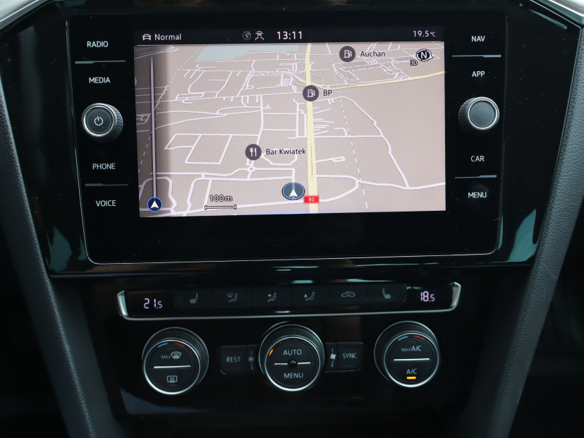 Volkswagen Passat, 2019