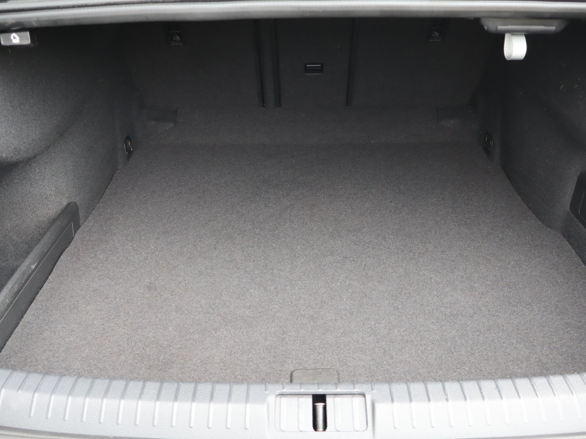 Volkswagen Passat, 2019