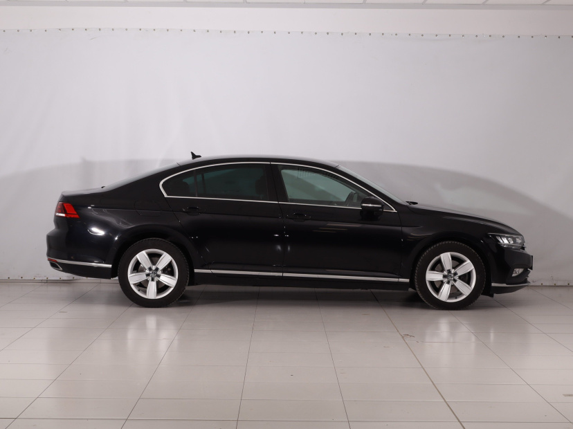 Volkswagen Passat, 2019