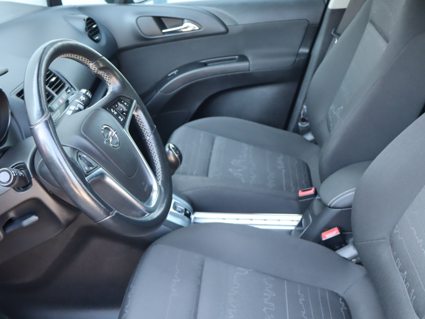 Opel Meriva, 2015