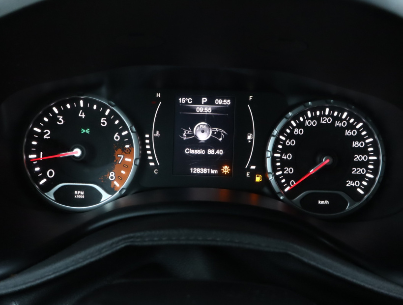 Jeep Renegade, 2016