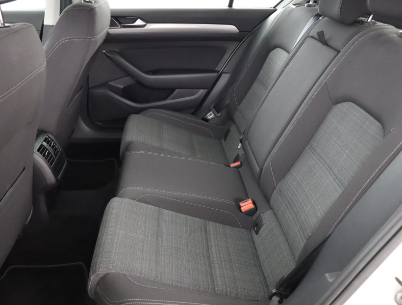 Volkswagen Passat, 2019