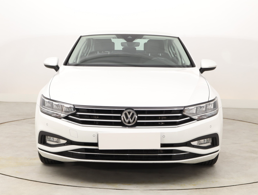 Volkswagen Passat, 2019