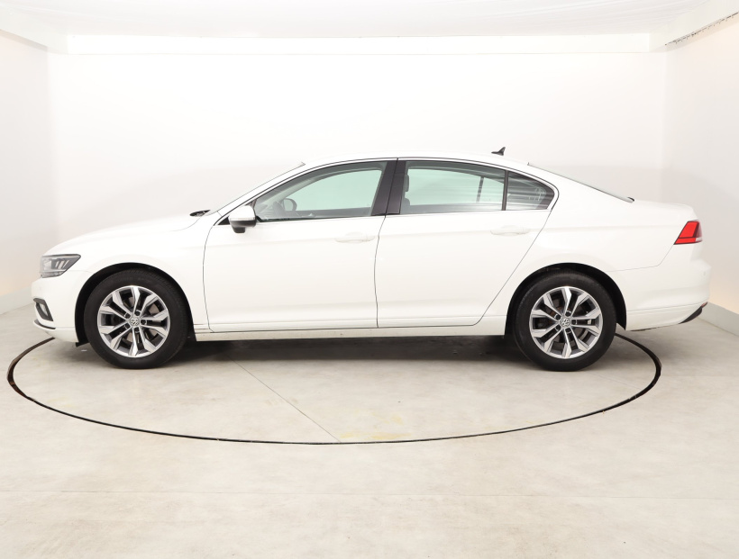 Volkswagen Passat, 2019