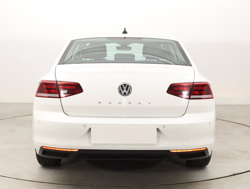 Volkswagen Passat, 2019
