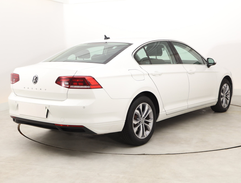 Volkswagen Passat, 2019