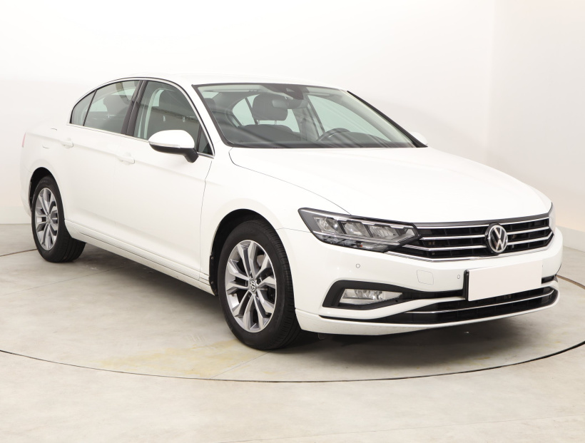 Volkswagen Passat, 2019
