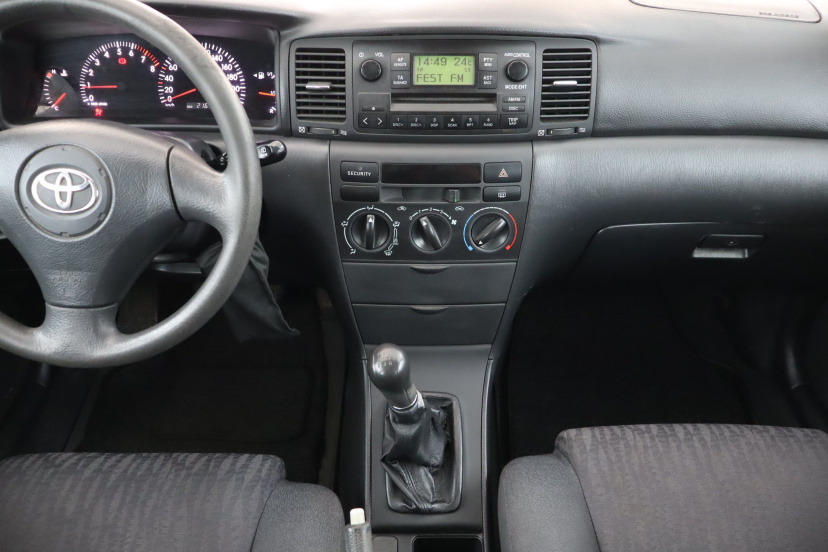 Toyota Corolla, 2003