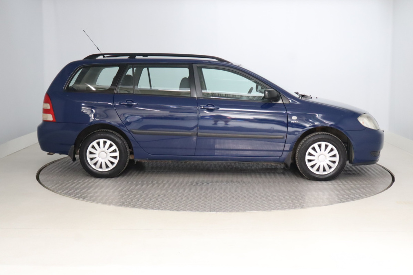 Toyota Corolla, 2003