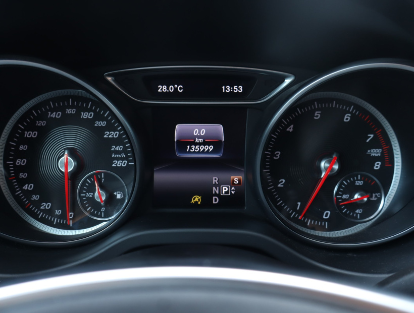 Mercedes-Benz GLA, 2017