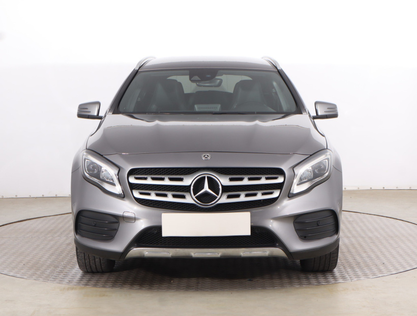 Mercedes-Benz GLA, 2017