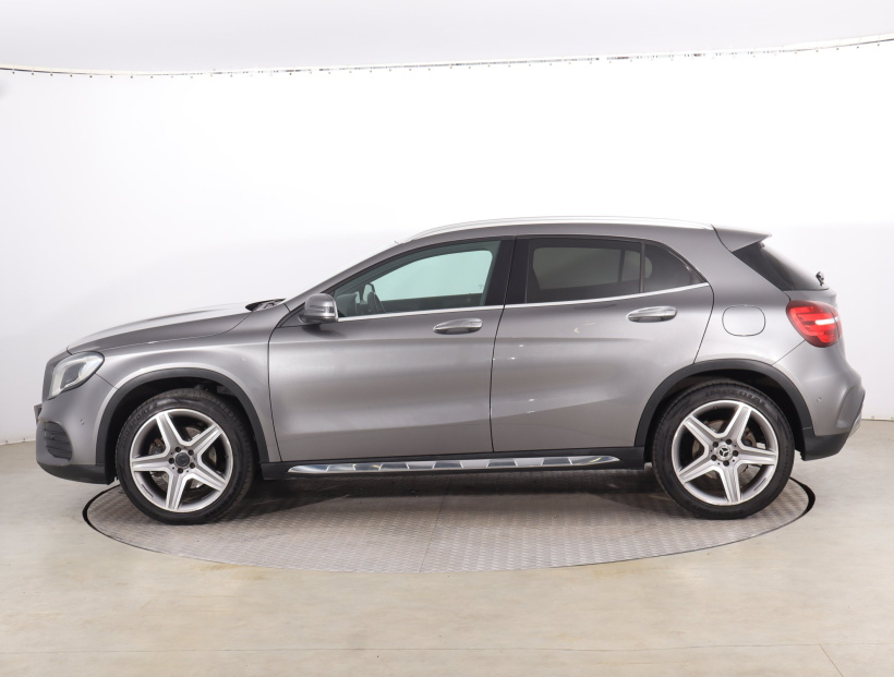 Mercedes-Benz GLA, 2017