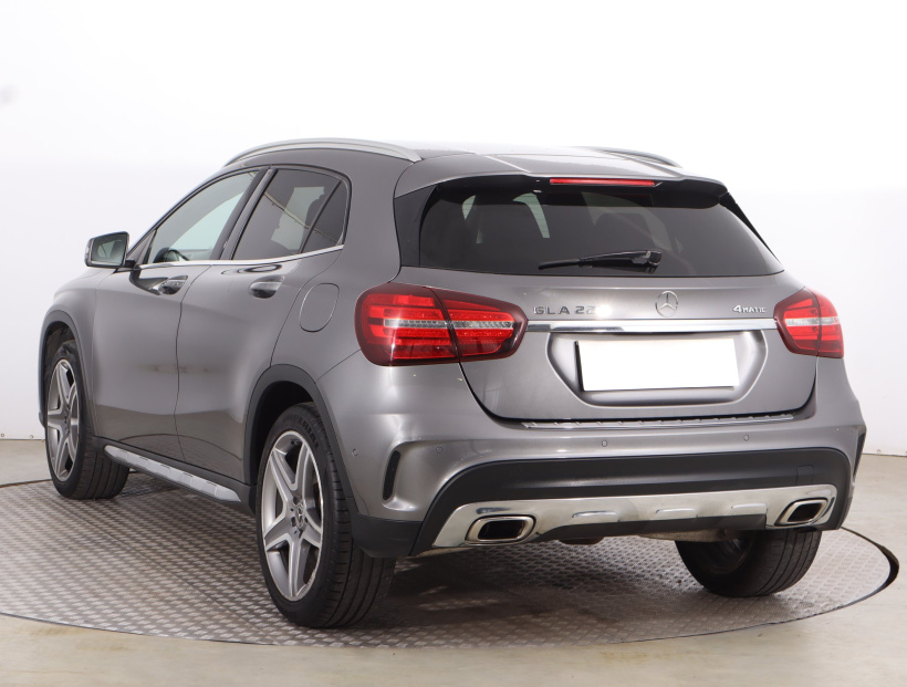 Mercedes-Benz GLA, 2017