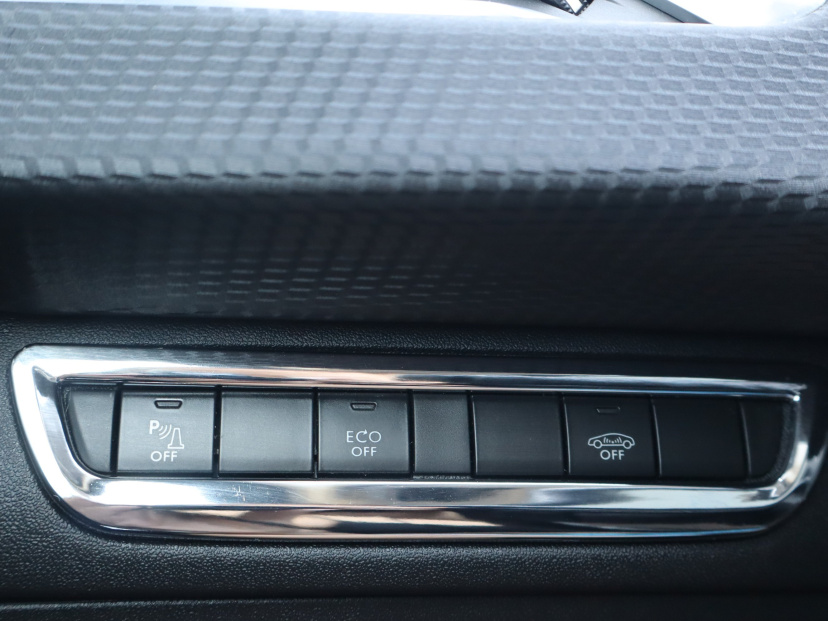 Peugeot 2008, 2016